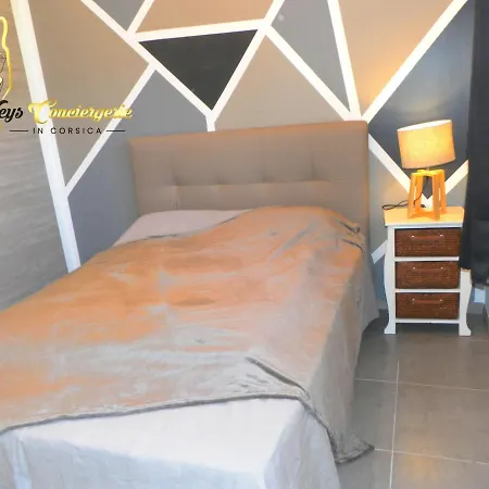 Mini Villa T2 10Min De La Plage De St Cyprien - Keys Conciergerie דירה